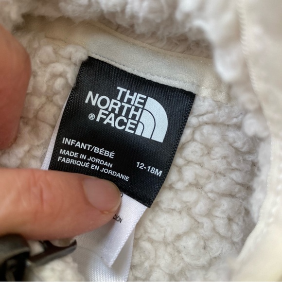 Baby Campshire North Face bear Fleece Onesie - Picture 3 of 3